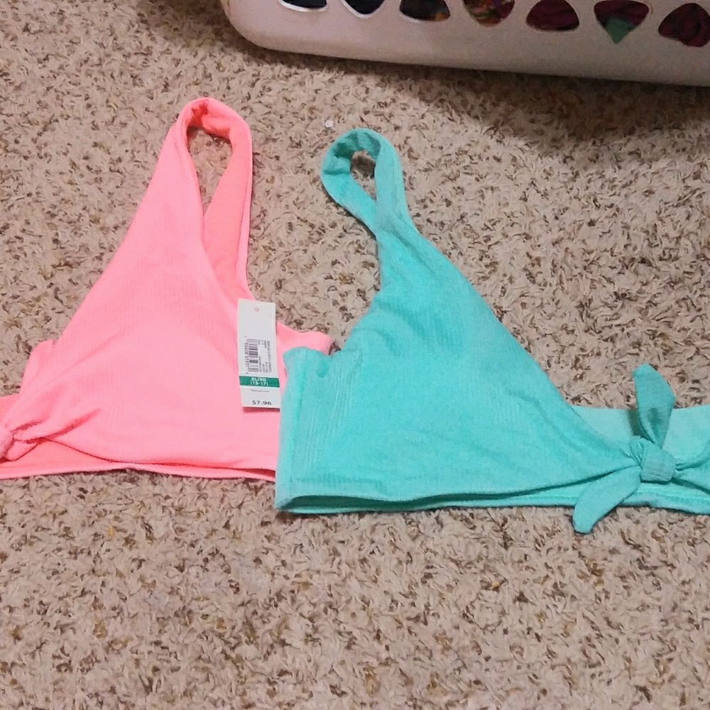 2 Bikini tops